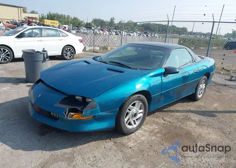 1995 Chevrolet Camaro Z28 из США, поврежденный, VIN 2G1FP22P7S2127060